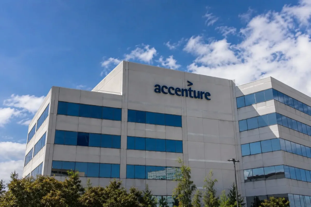 Accenture rallies 4.86% on AI joint venture, but 2026 losses remain steep