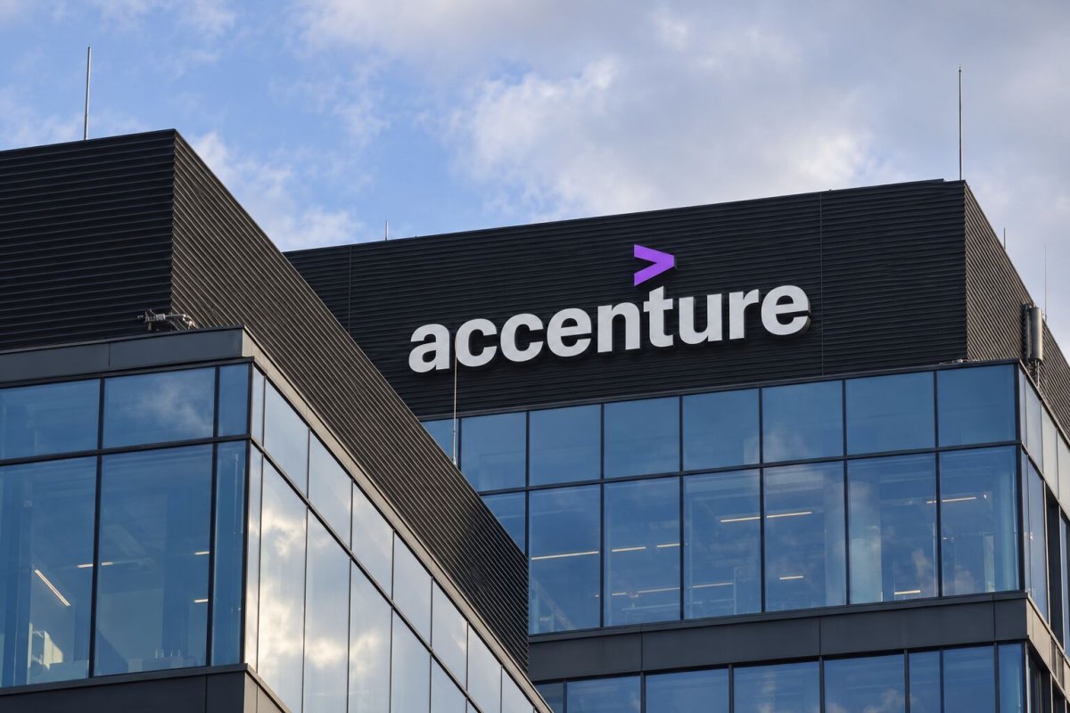 Accenture Stock Rebounds on $2B Anthropic AI Safety Investment