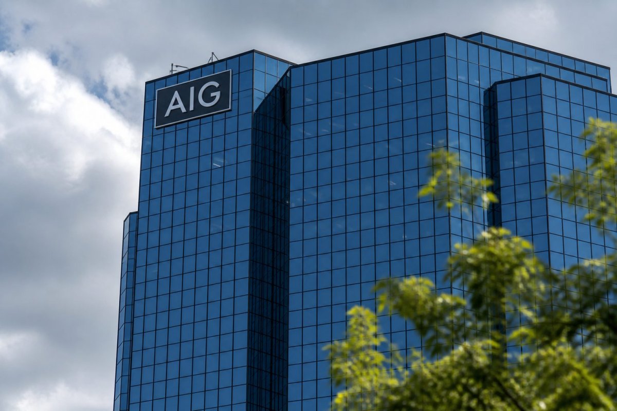 AIG Shares Surge on Profit Beat, Private Credit Pullback