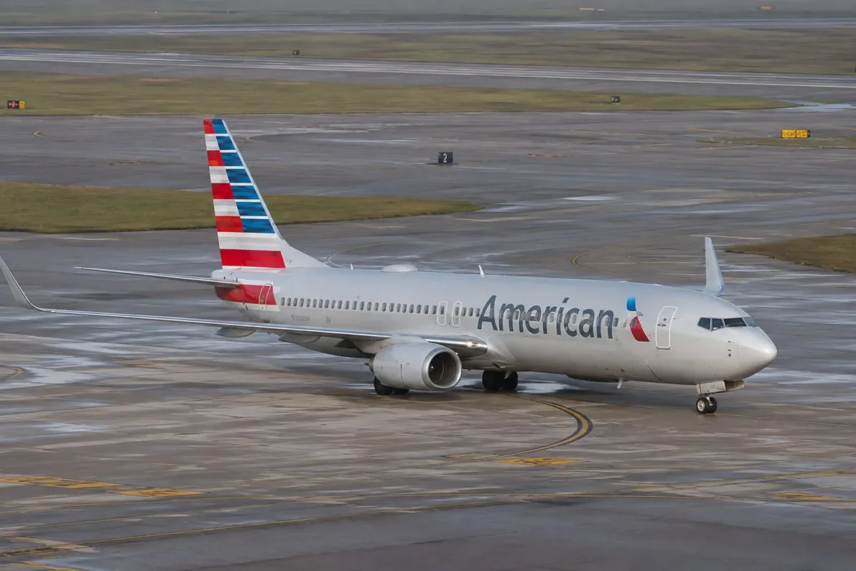 Airline Stocks Edge Up as Oil Spike Raises Fuel Cost Concerns