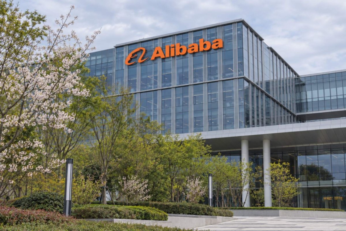 Alibaba's 20-GW AI Ambition Tests Cash Flow as Shares Climb