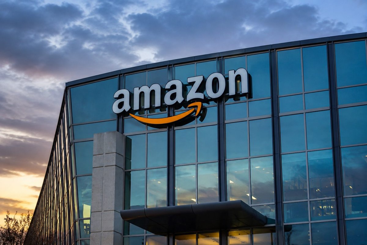 Amazon Drops Below Analyst Target Amid Cloud Selloff and EU Scrutiny