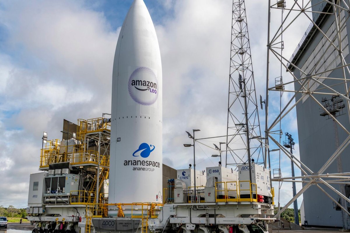 Amazon Leo vs. Starlink: The Race to Orbit and Market Share