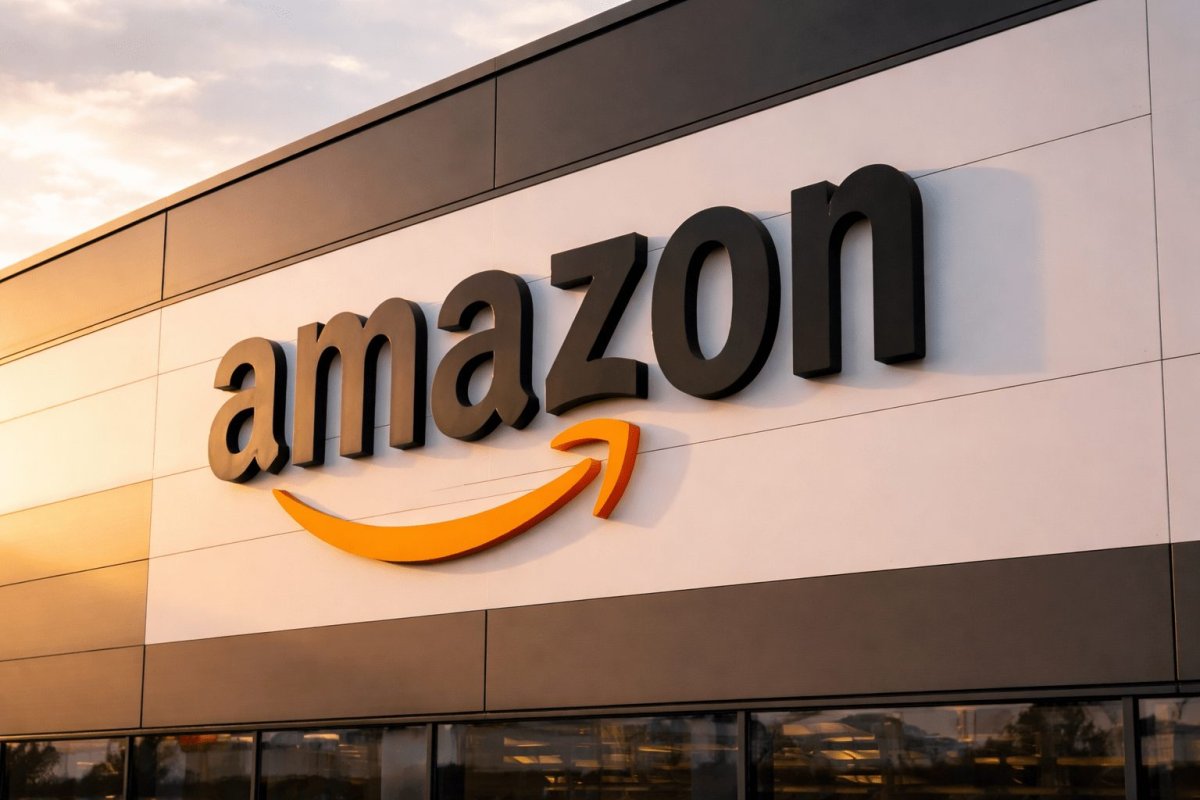 Amazon Shares Slide on AI Spending Concerns Amid Nasdaq Correction
