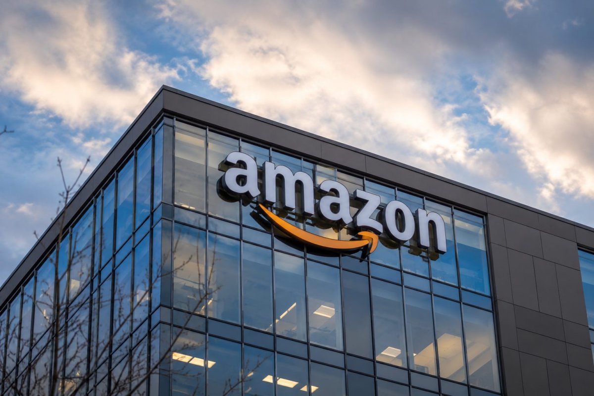 Amazon Stock Edges Higher as AWS Price Hike Offsets Prime Day Order Decline