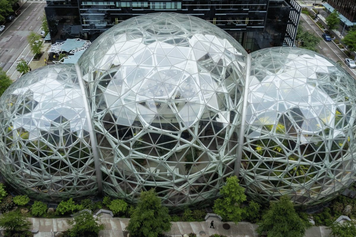 Amazon Stock Soars 4% on AI Optimism, Adding $110B to Market Cap
