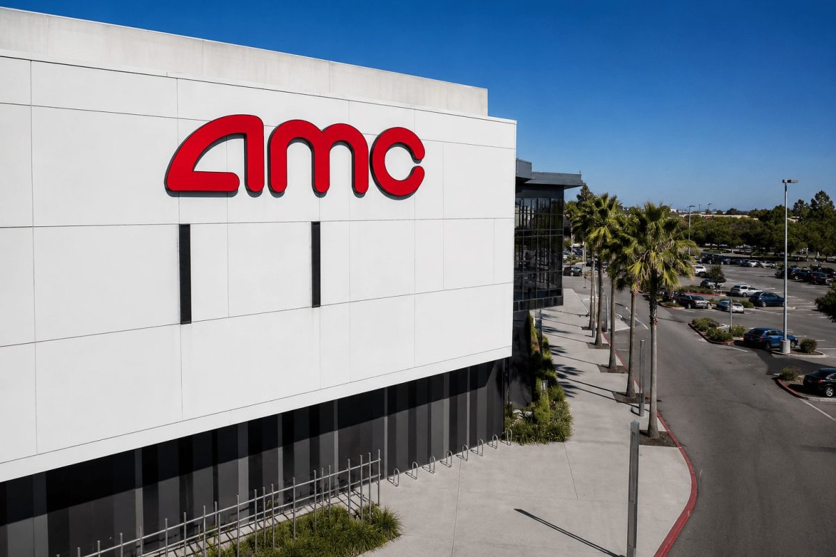 AMC Shares Rise 6.25% Amid Dilution Concerns and Menu Expansion