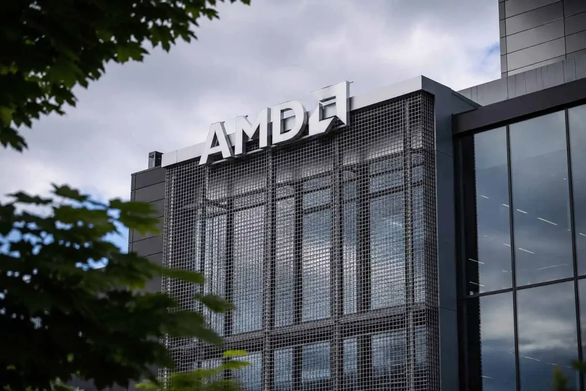 AMD Shares Tumble 7% as Wall Street Adjusts Price Targets Amid GPU Focus