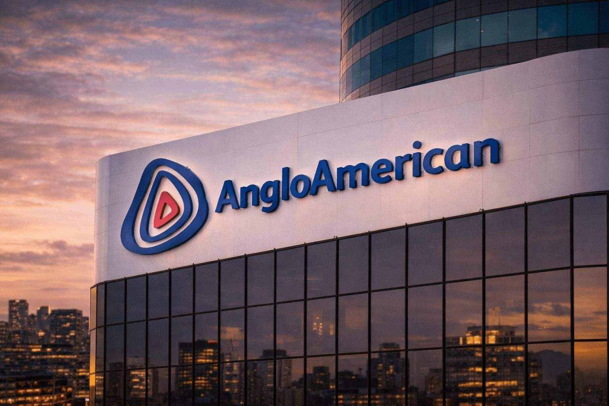Anglo American Shares Dip as De Beers Stake Negotiations Intensify