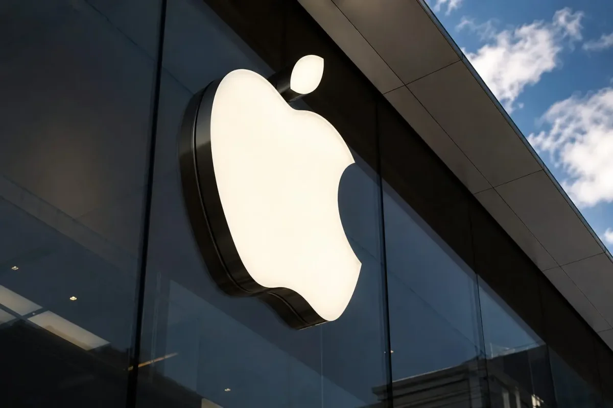 Apple's $250 Target from KeyBanc Suggests $955B Market Cap Gap
