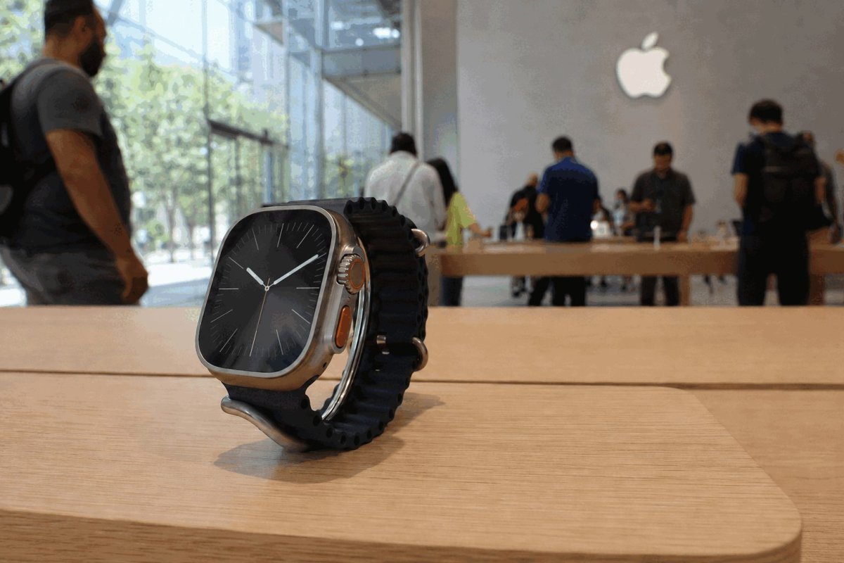 Apple Stock Climbs 1.6% as Watch Ultra 4 Hype Builds Ahead of September Event