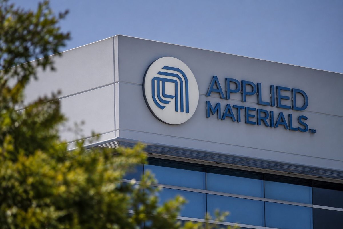 Applied Materials Earnings Preview: AI Demand vs China Export Risk
