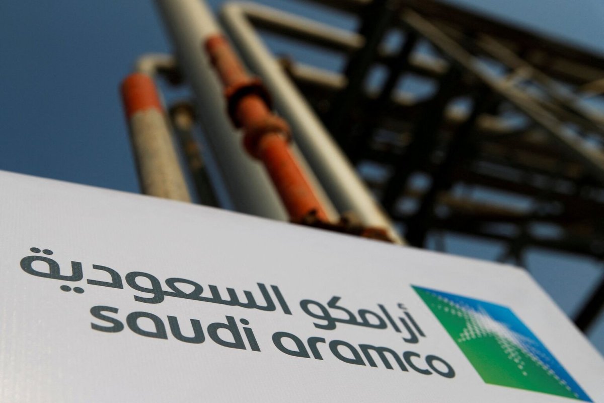Aramco Shares Dip After Houthi Attack Claim Tests Export Hedge
