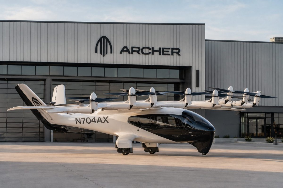 Archer Aviation Slips 5% as Boeing Deal Poses $1B Valuation Test