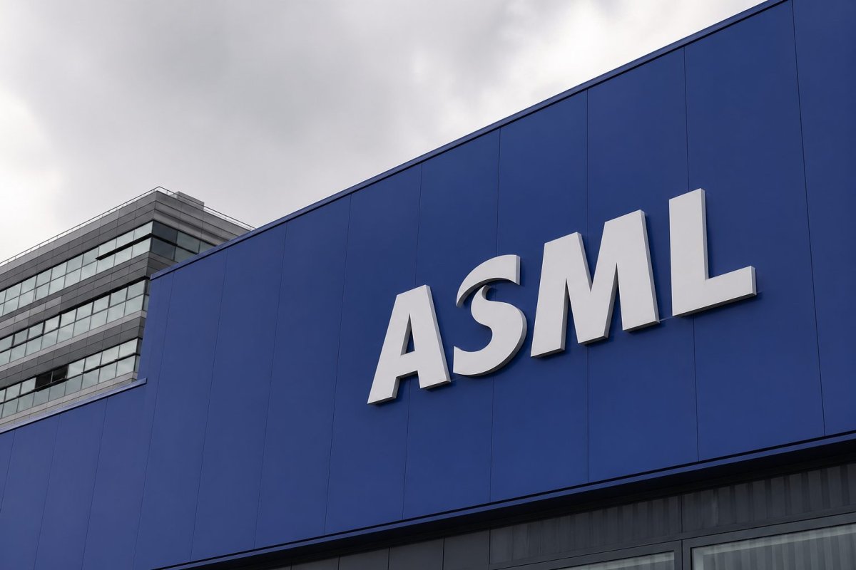 ASML's AI-Driven Growth Faces TSMC's High-NA EUV Machine Delay