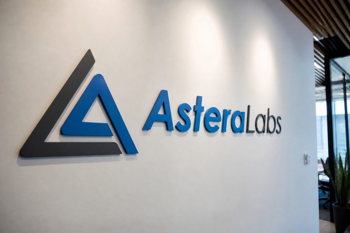 Astera Labs Surges on AI Revenue Beat, Switch Debut Next
