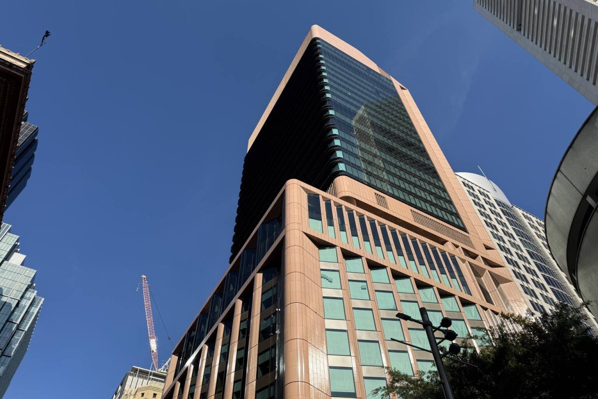 ASX 200 Flat After Early Gains Fade; Miners Drag, Oil Climbs