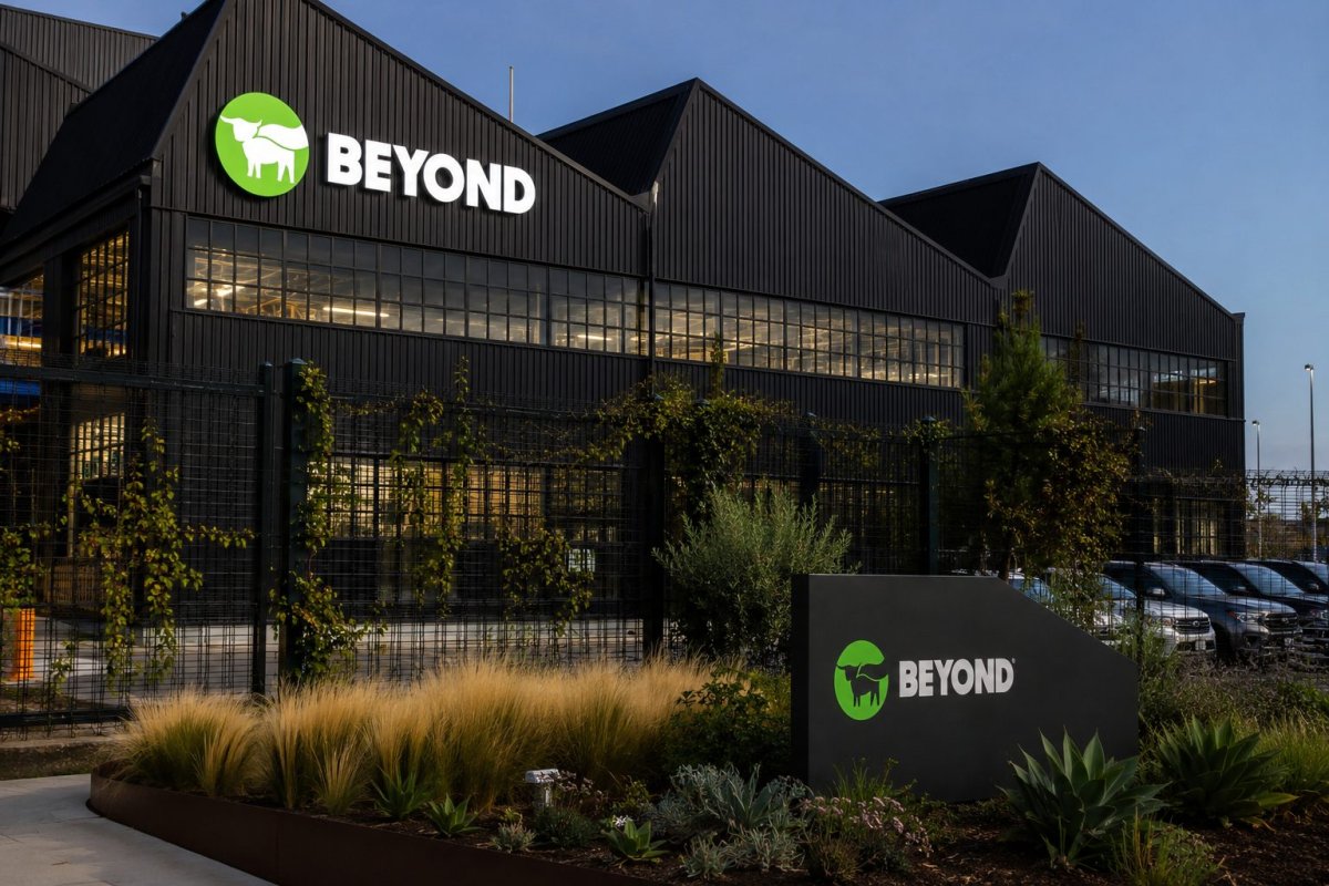 Beyond Meat Plunges 14% on Weak Q2 Forecast Amid Plant-Protein Rebrand