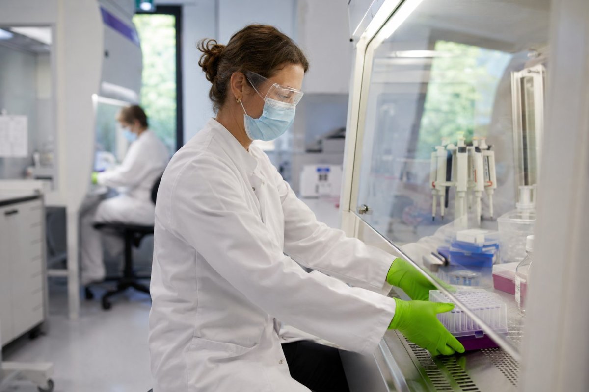 BioNTech Slumps 6.6% as Colorectal Cancer Vaccine Trial Halted