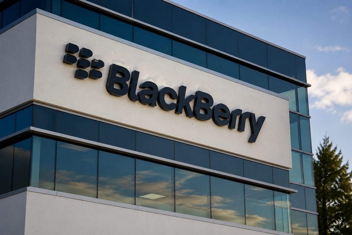 BlackBerry Hits 52-Week High on AtHoc Certification and QNX Robotics Push
