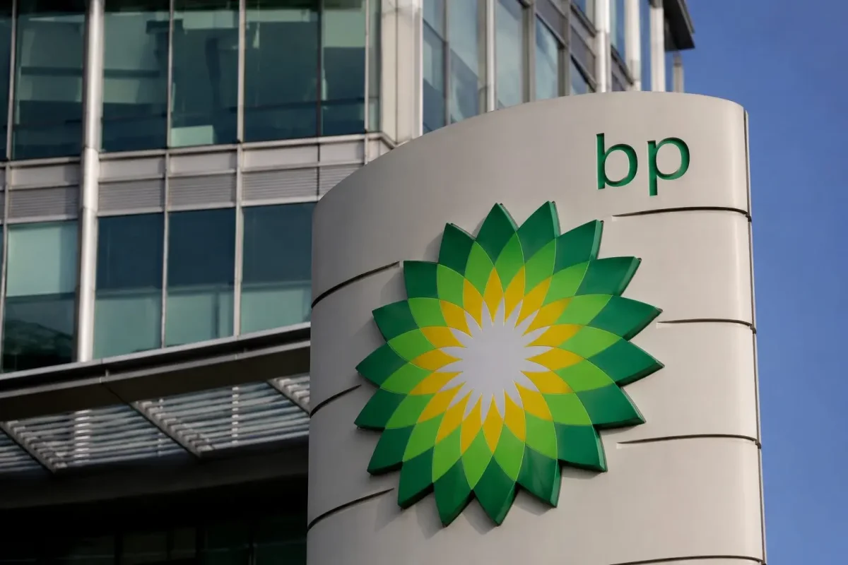 BP Boardroom Turmoil Deepens as Ousted Chairman Fights Back