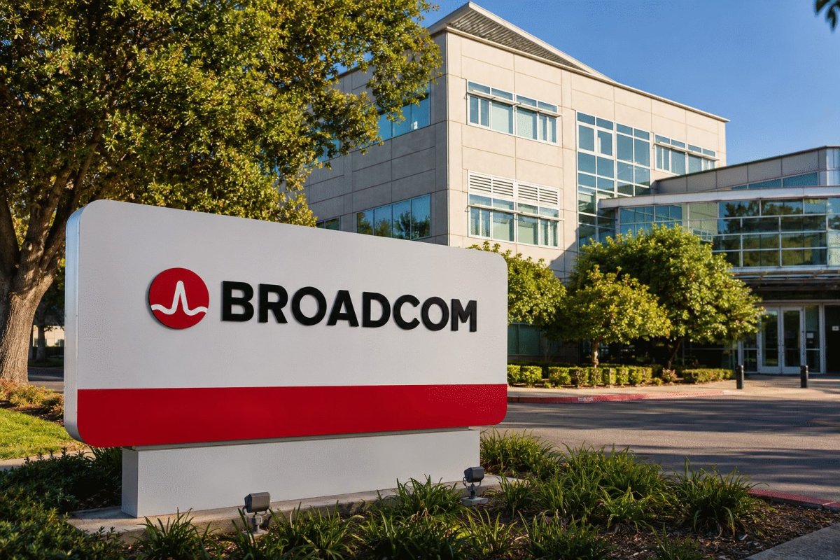 Broadcom's 5.9% Plunge Drives Weekly Drop; AI Valuation Concerns Mount