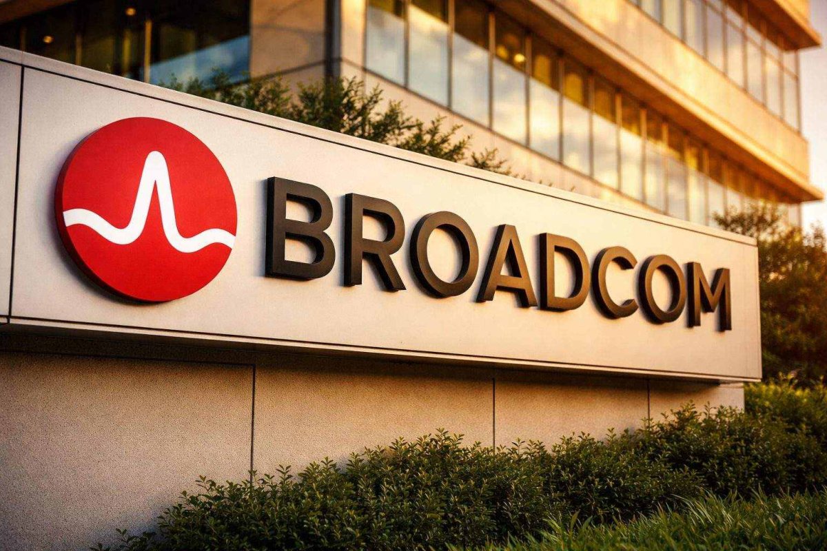 Broadcom Surges 7% on AI Infrastructure Spending Optimism