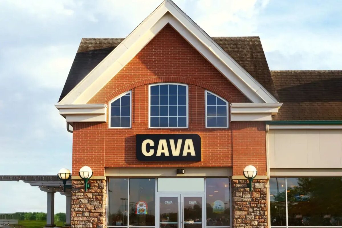 CAVA's Traffic Growth Justifies Seaport's Bullish Call Despite Industry Headwinds