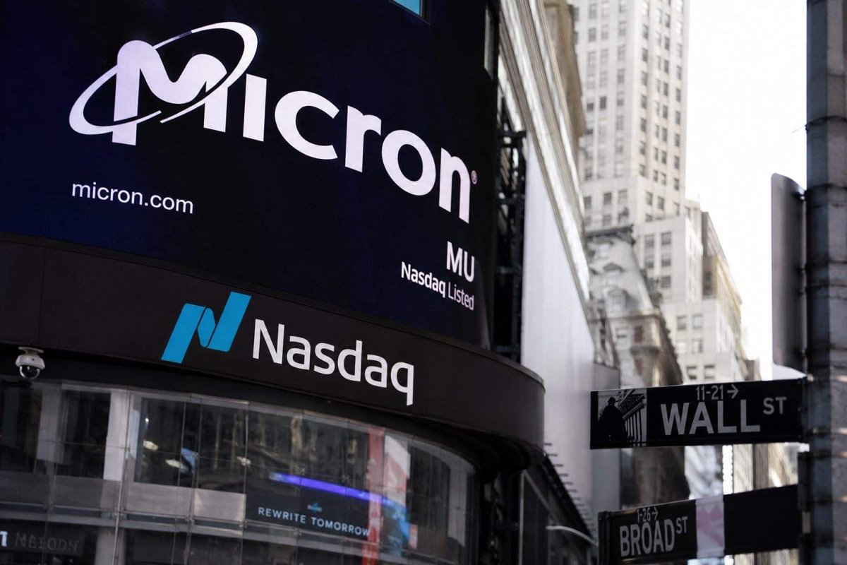 Chip Stocks Rally as Micron Earnings and Inflation Data Approach