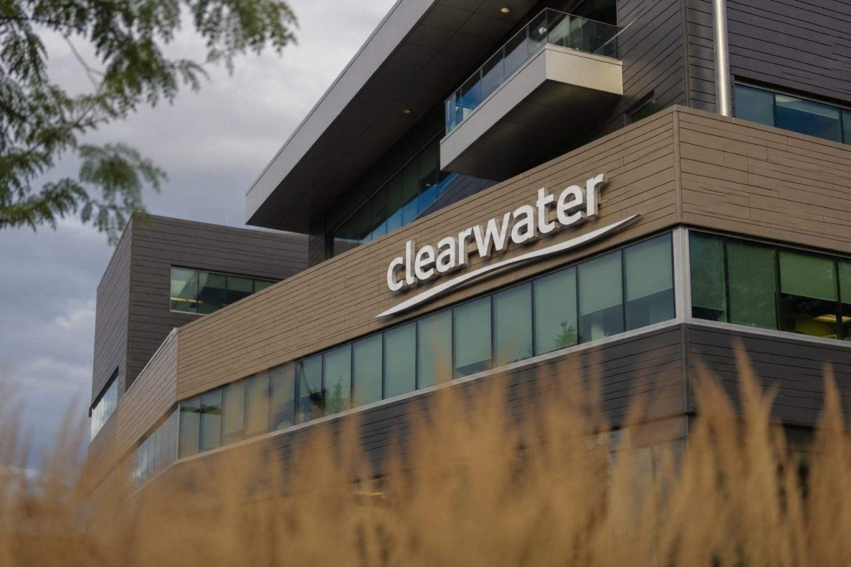 Clearwater Analytics Shares Nudge Above Buyout Price as Deal Nears Close