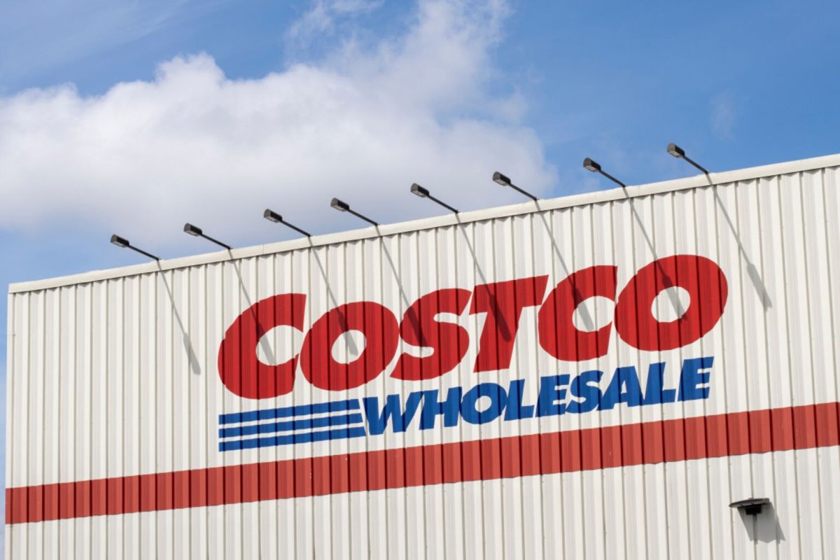 Costco's Q4 Test: Traffic Data, Not Food-Court Speculation, Will Drive Stock