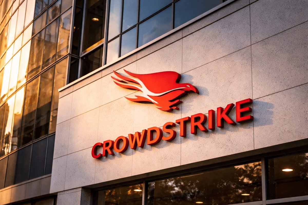 CrowdStrike Gains Amid Software Sector Rebound, Eyes on Upcoming Earnings