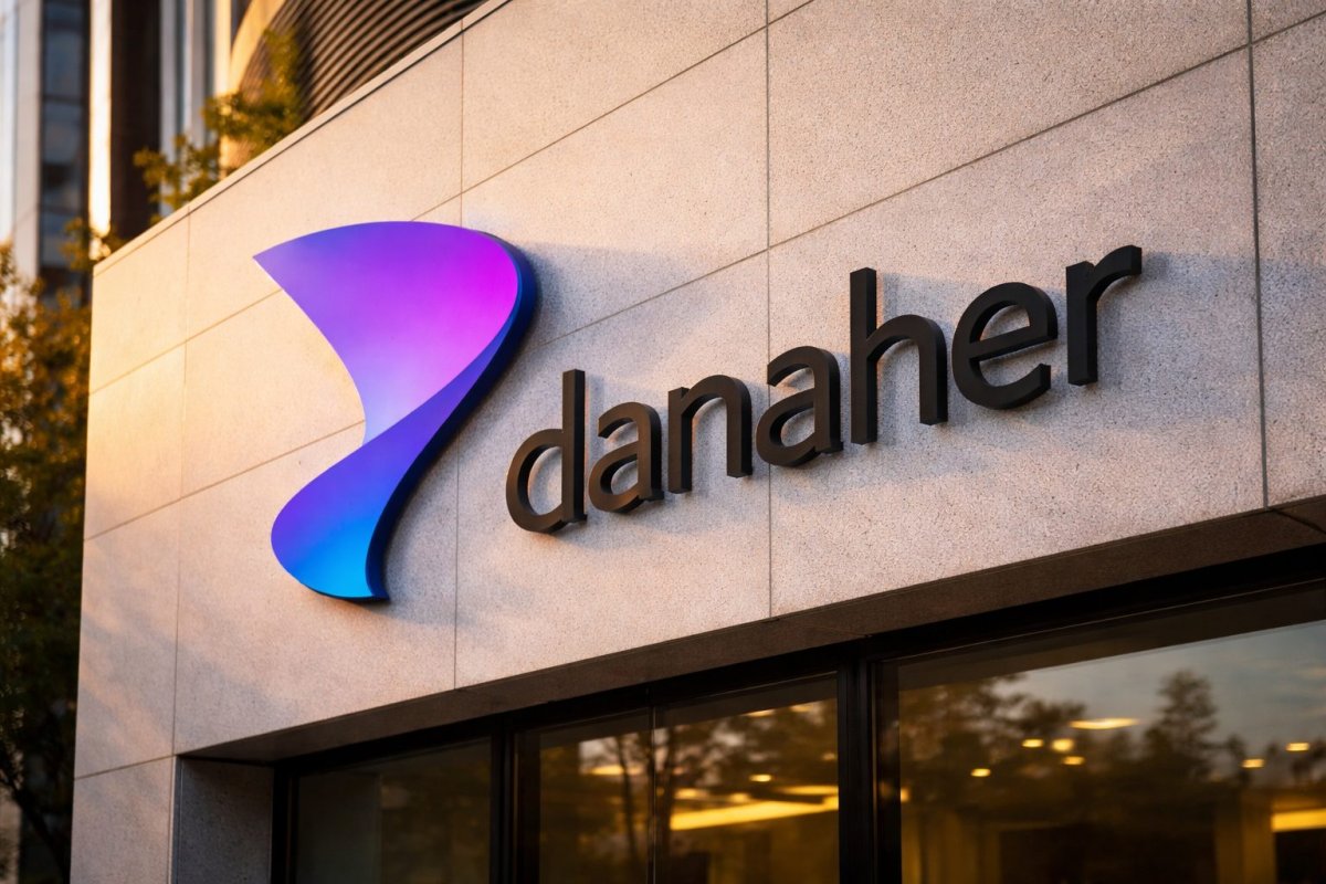 Danaher Shares Slip Ahead of Holiday, Traders Eye PCE Data