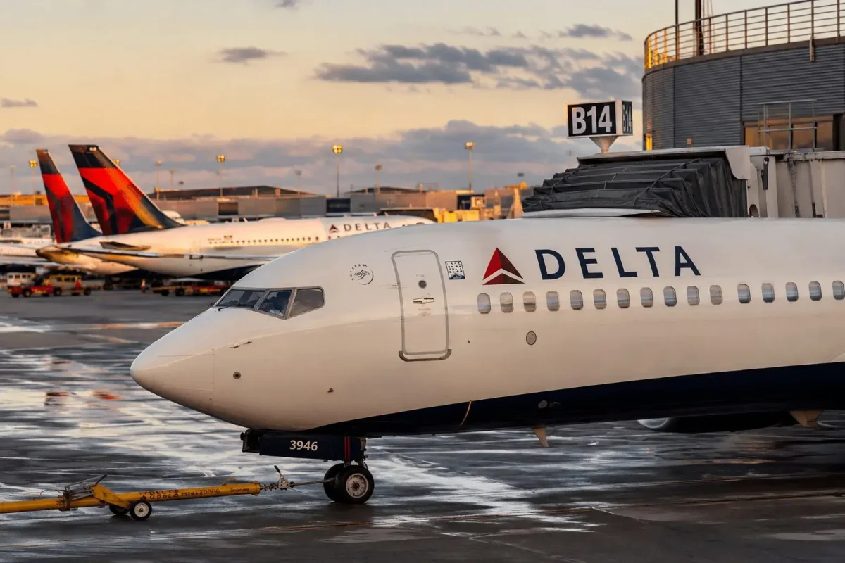Delta Premium Revenue Surpasses Main Cabin for First Time