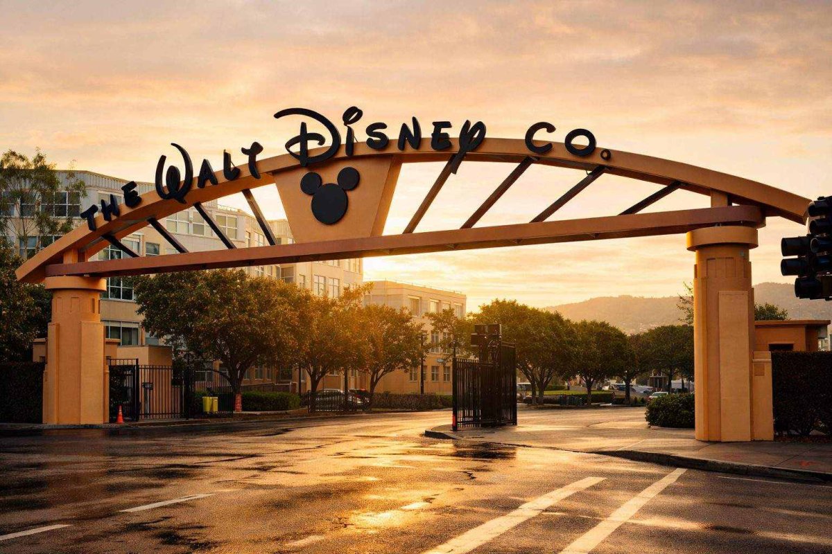 Disney Shares Rally on Market Surge, Investors Eye Super Bowl and CEO Transition