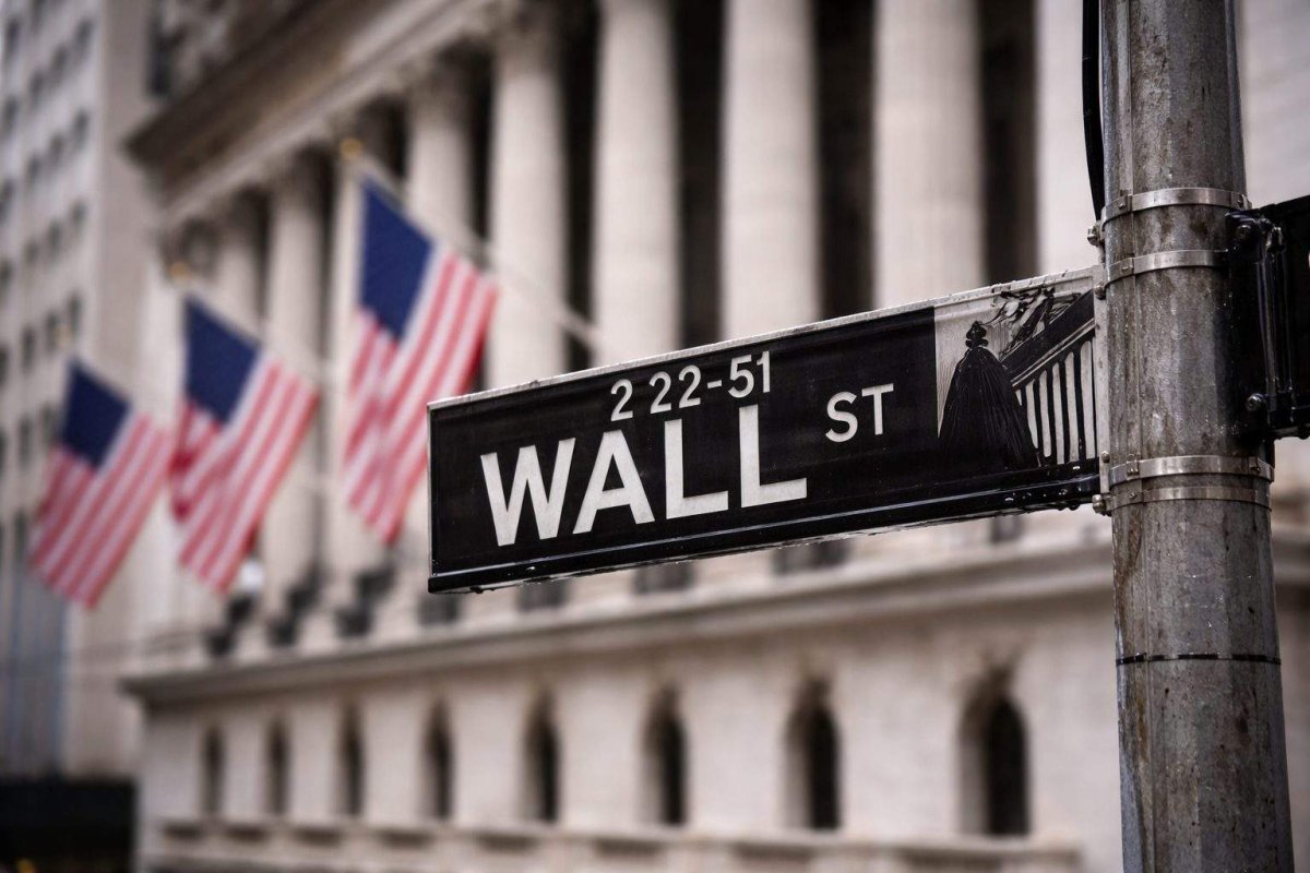 Dow Futures Edge Higher Amid Mixed Premarket Action, Focus on Jobs and CPI Data