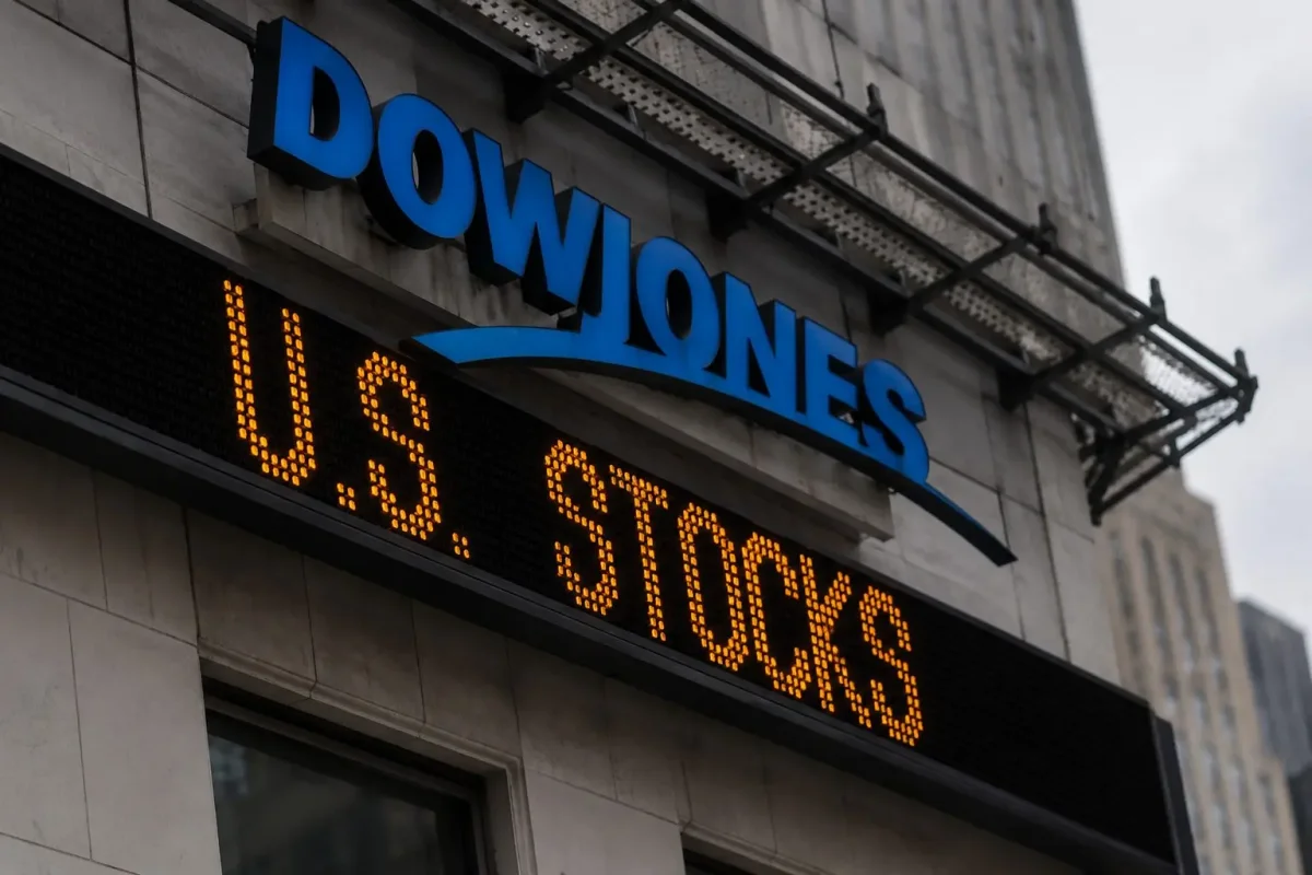 Dow's Modest Drop Conceals 936 Points of Intense Single-Stock Turmoil