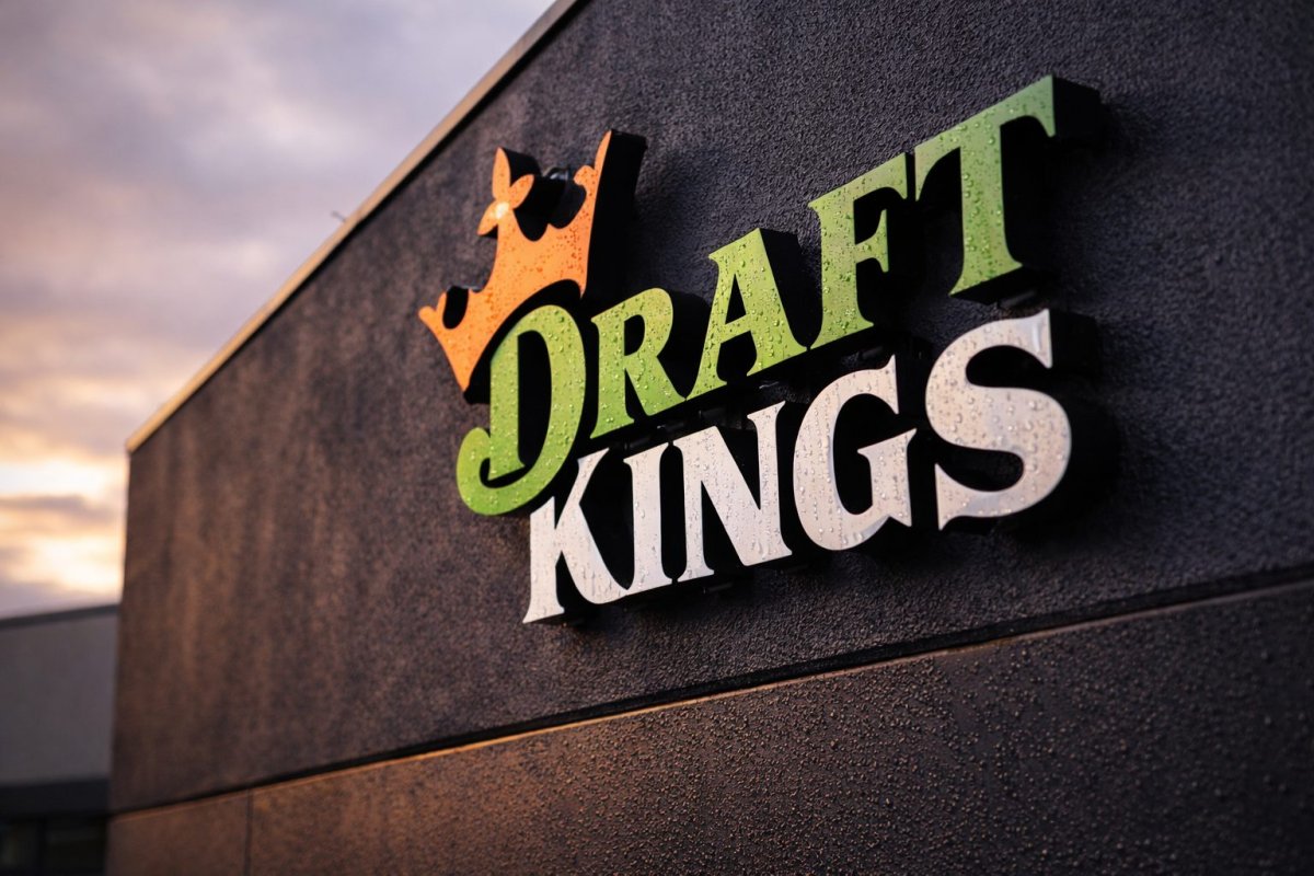 DraftKings Shares Plunge on Subpar Long-Term Forecast