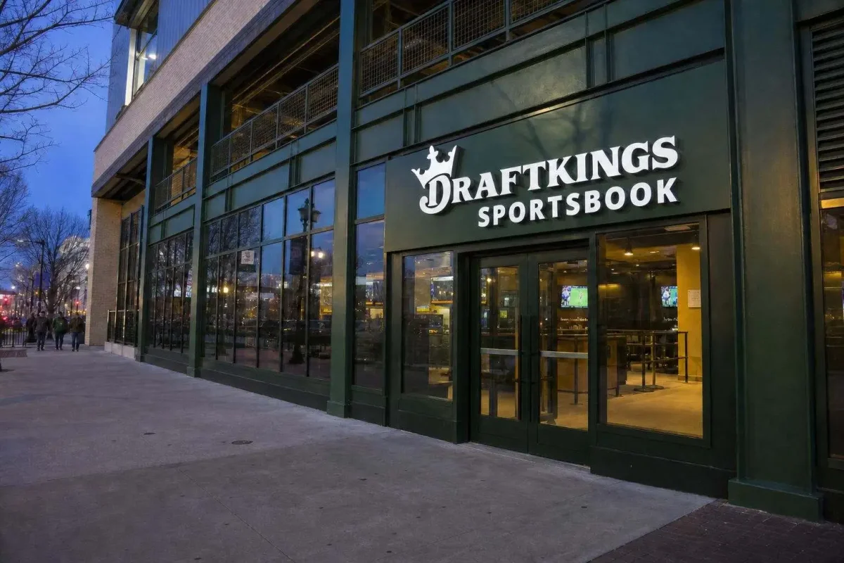 DraftKings Slips 3.5% on $200 Promo, Marketing Costs Surge