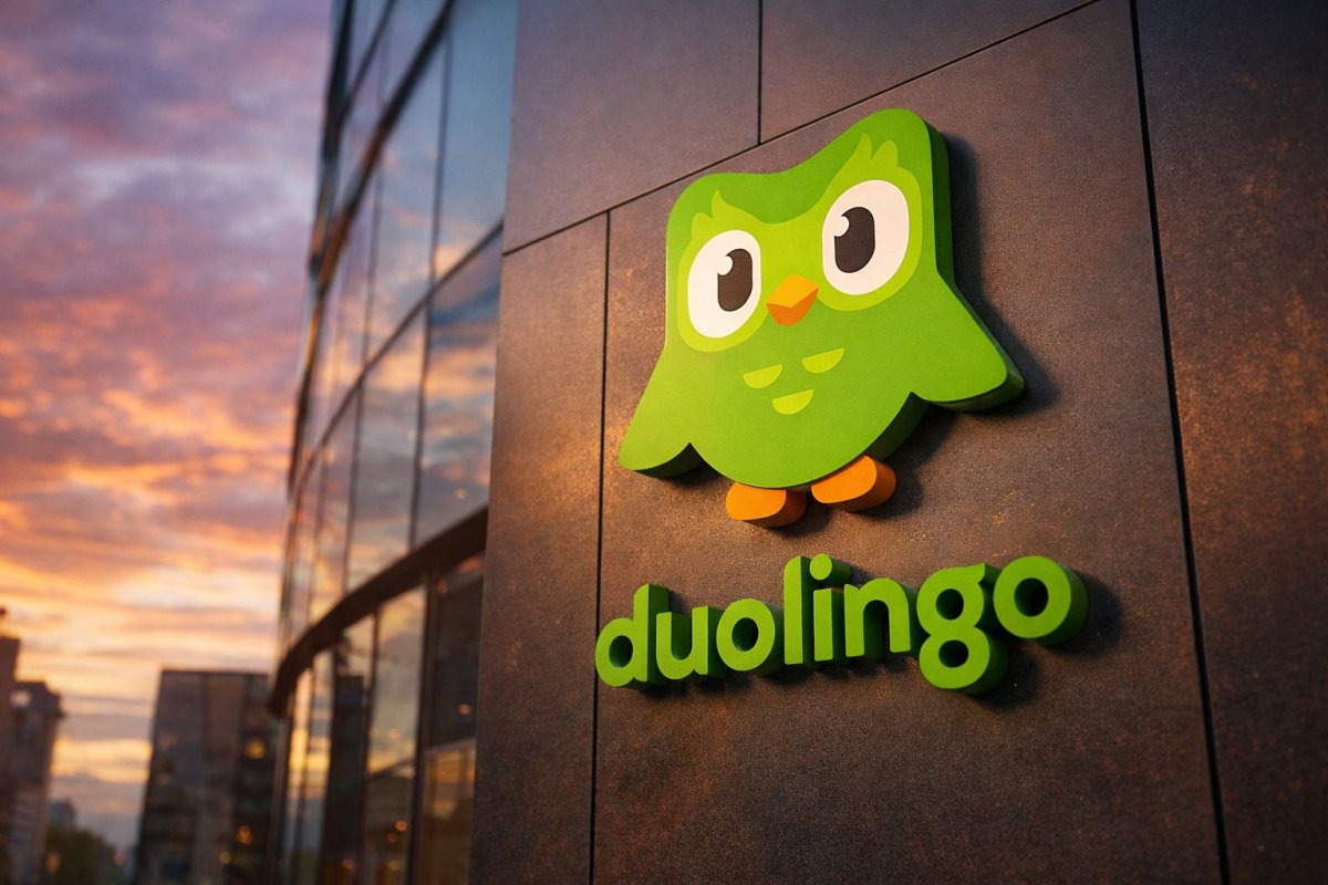 Duolingo Plunges as Strategy Shift to User Growth Sparks Downgrades