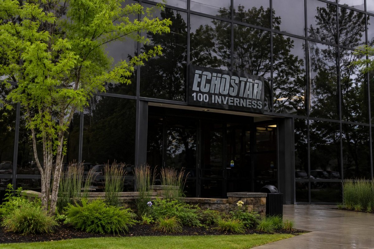 EchoStar Gains After FCC Greenlights $40B Spectrum Sale