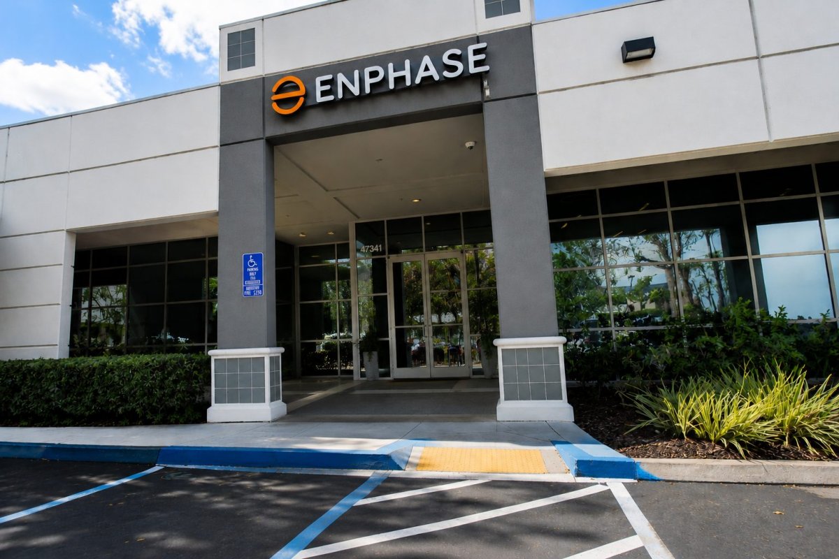 Enphase Energy Soars 14% as Goldman Sachs Upgrade Sparks Renewed Interest