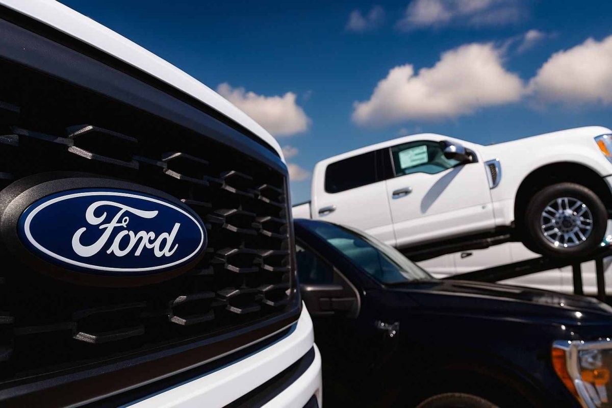 Ford Announces Share Buyback Amid Recall Headwinds and EV Losses
