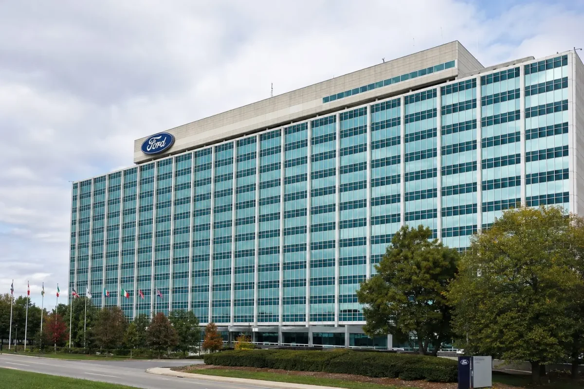 Ford Energy Deal Powers Stock Ahead of Holiday Break