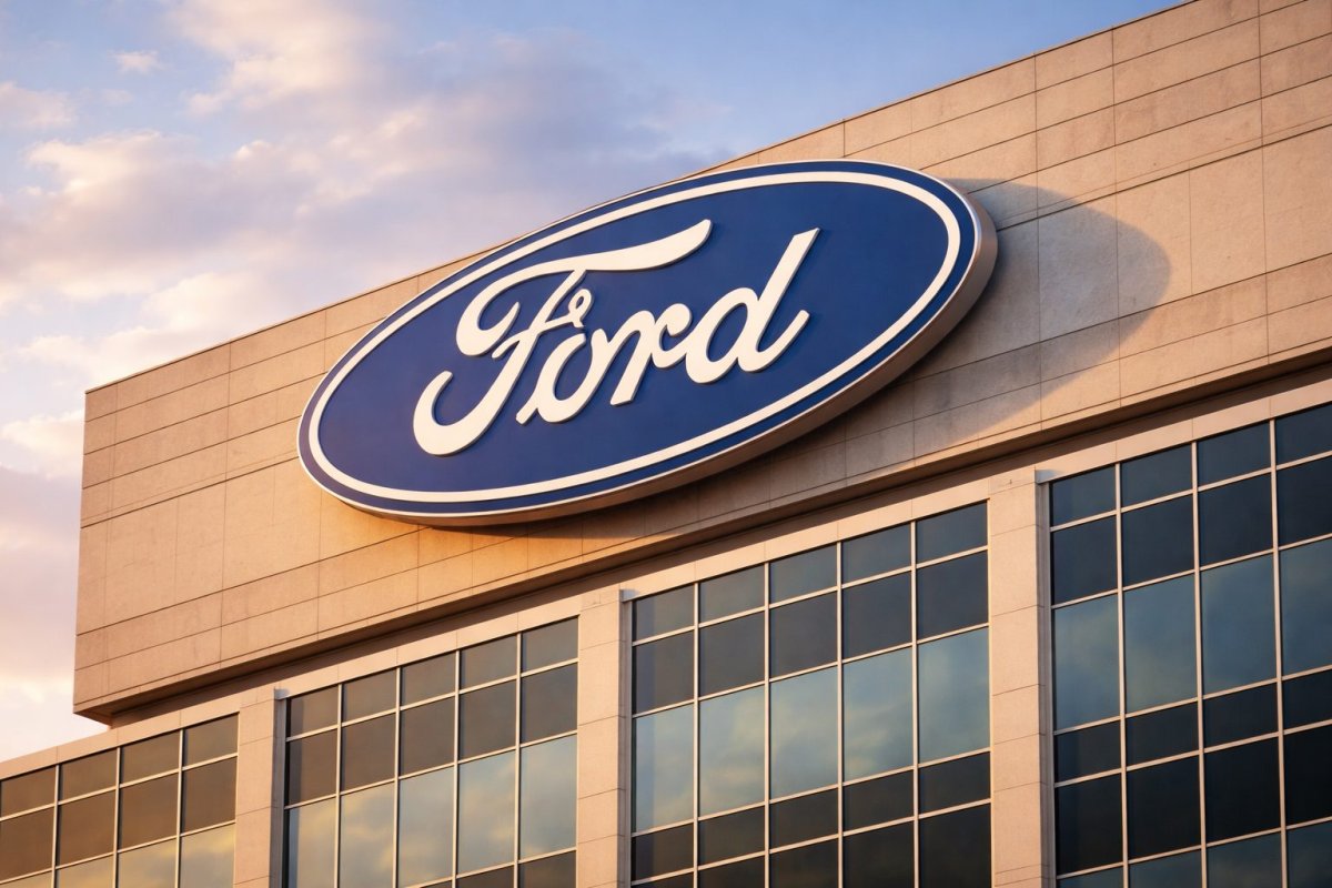 Ford Shares Rise as Trade Policy Shifts, USMCA Probe Begins
