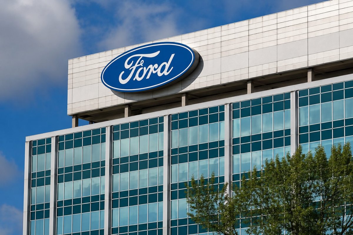 Ford Stock Dips as EDF Storage Deal Fails to Sustain Momentum; Europe Revamp Unveiled