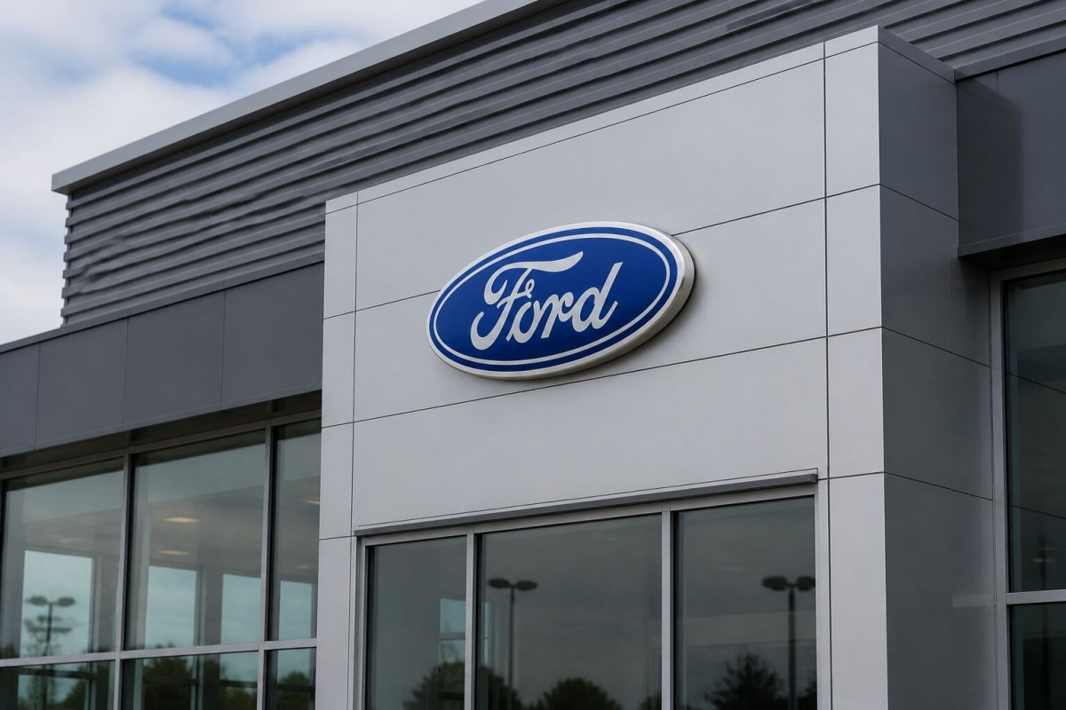 Ford Stock Holds Steady as Price Hikes Offset August Sales Slump