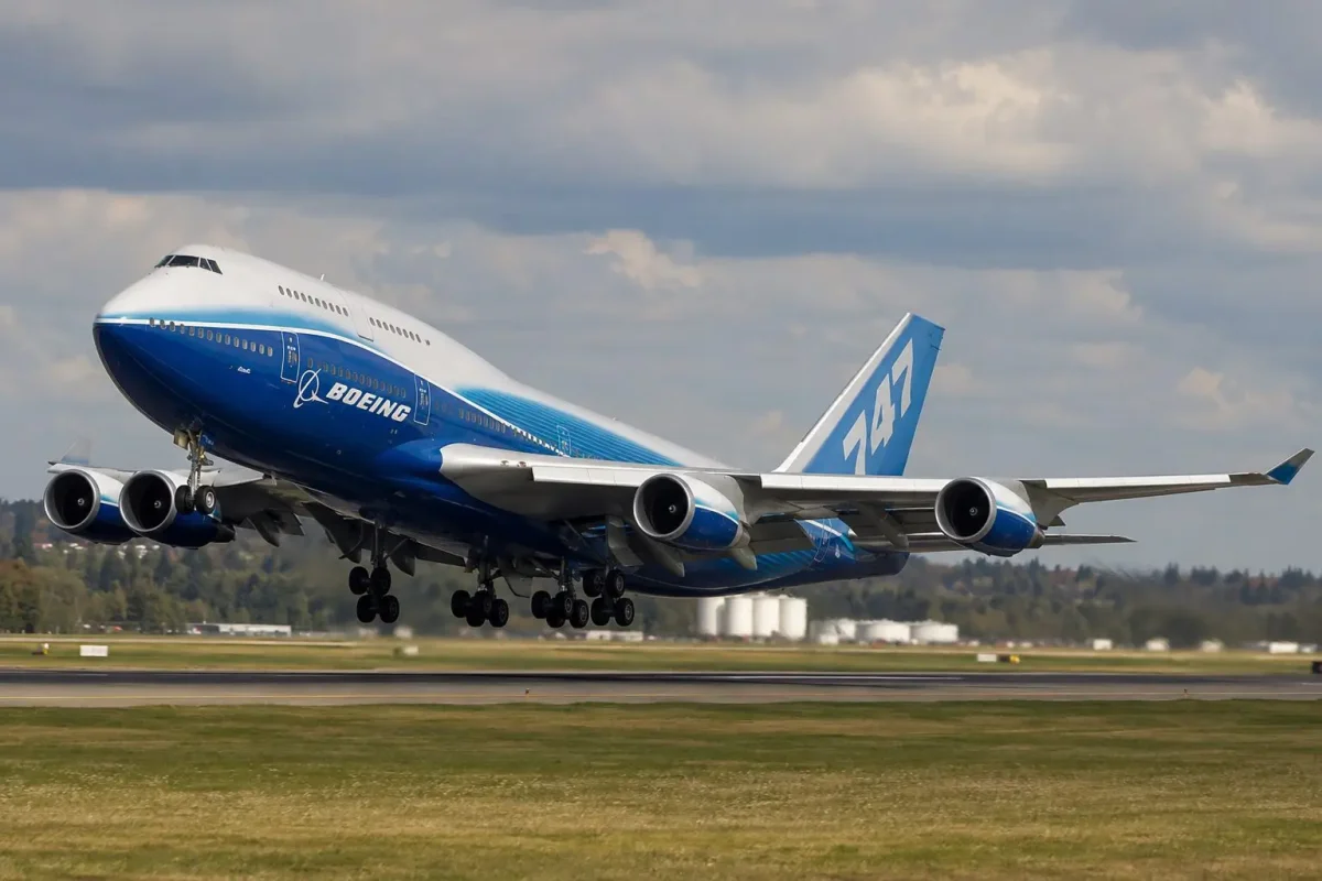 From Dive Sites to Air Force One: The Vast Price Gap in Retired 747s