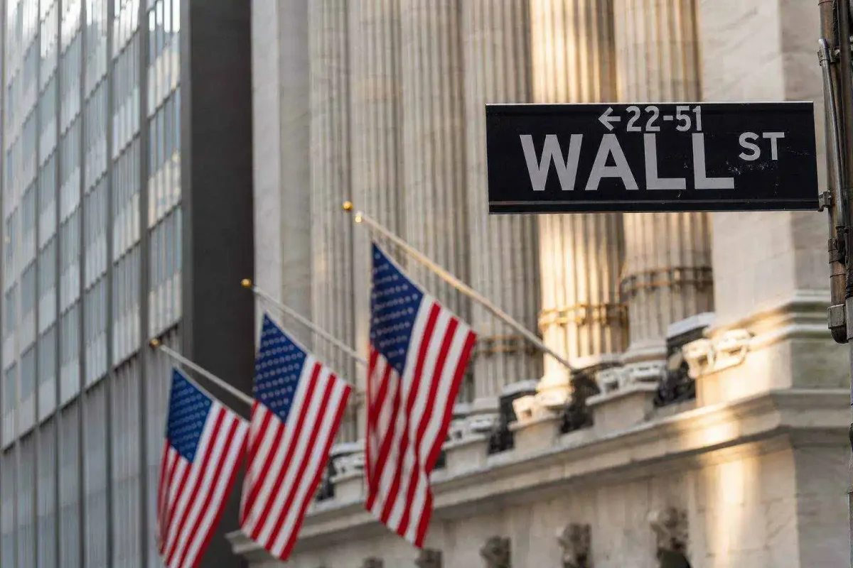 Futures Edge Up as Markets Await Nvidia Earnings and Fed Minutes