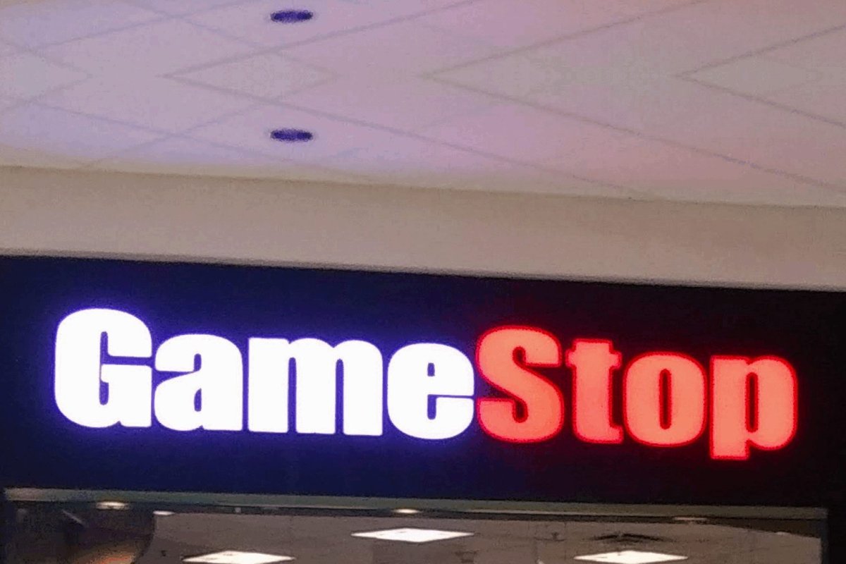 GameStop Rallies as Cash Infusion Trims Share Dilution in Debt Swap